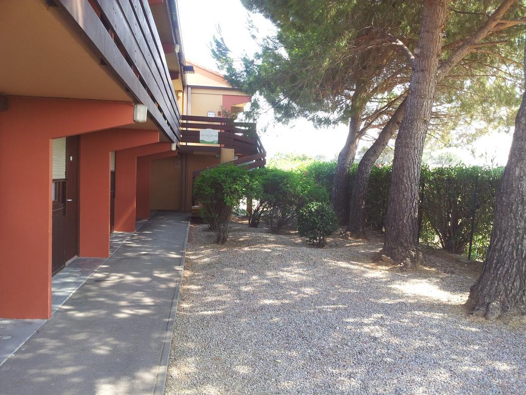 Campanile Perpignan Sud Hotel Bagian luar foto