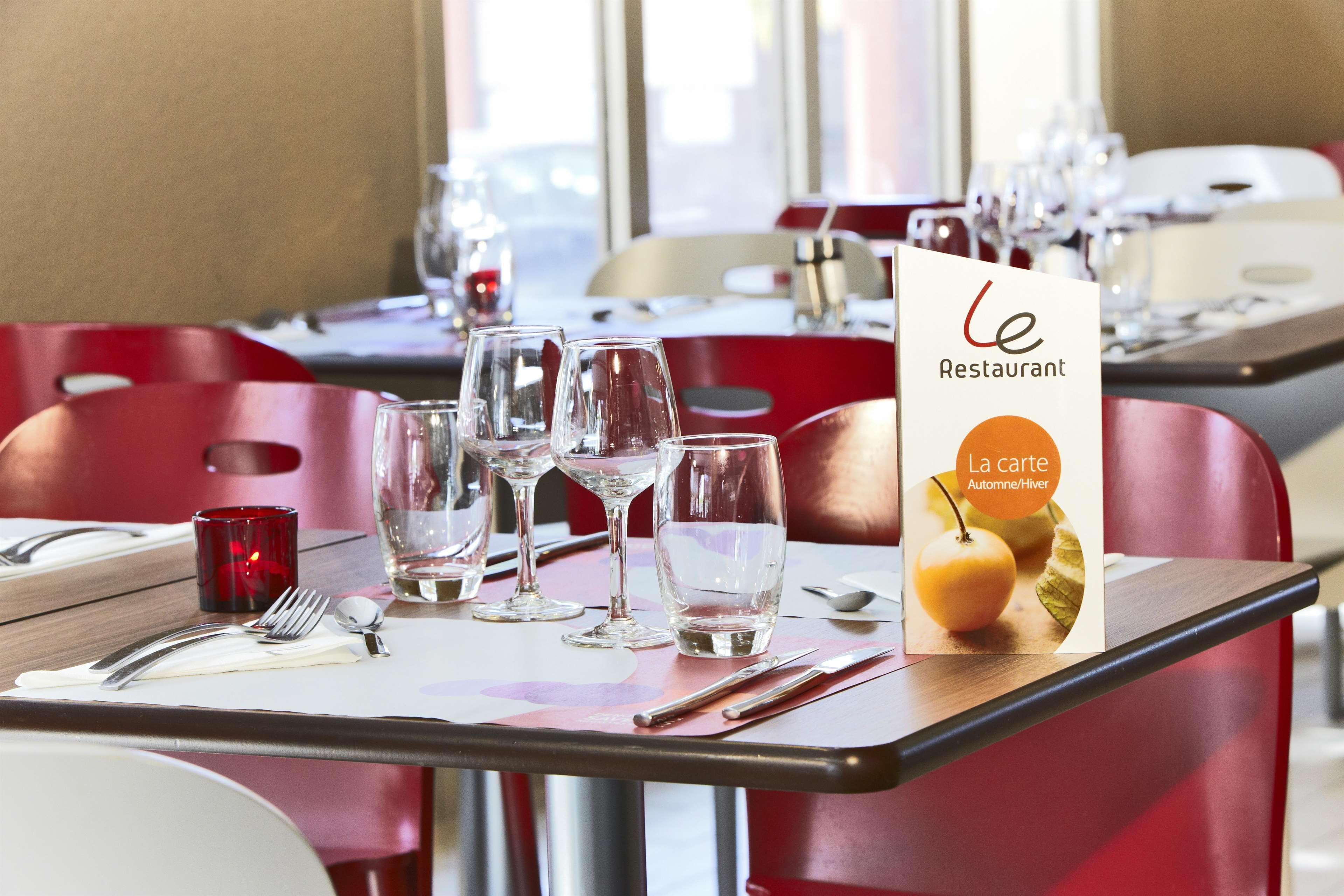 Campanile Perpignan Sud Hotel Bagian luar foto