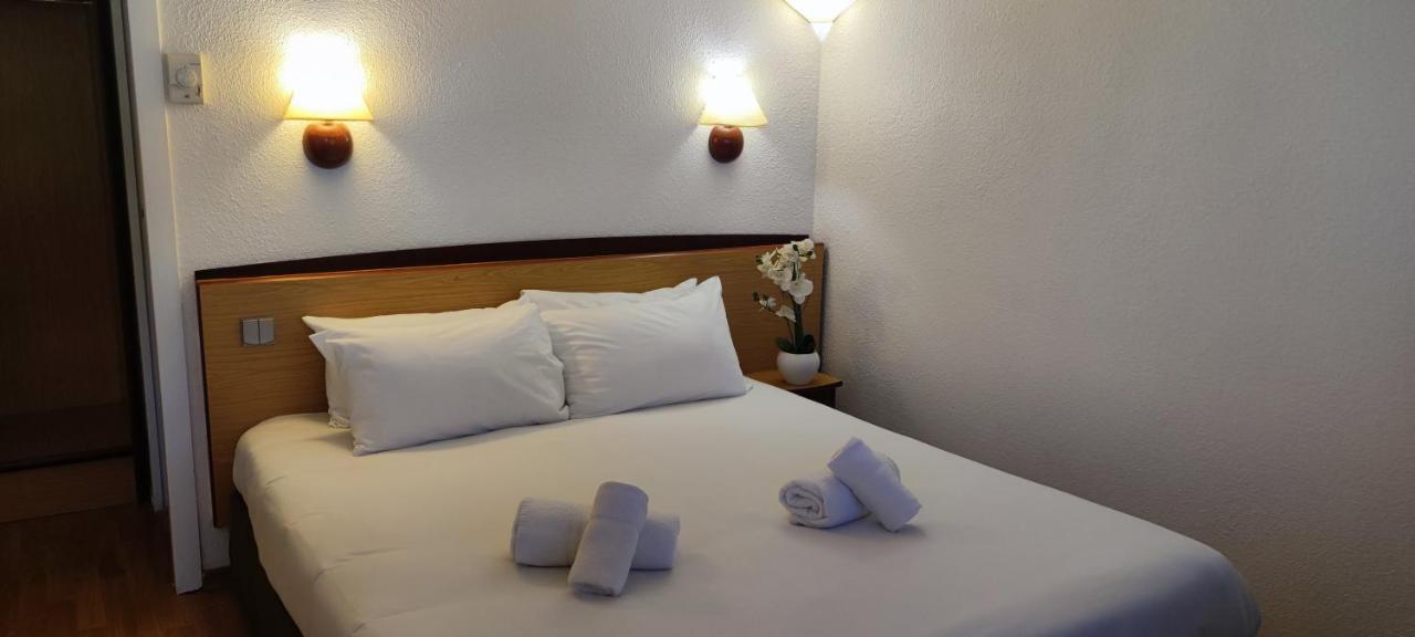 Campanile Perpignan Sud Hotel Bagian luar foto