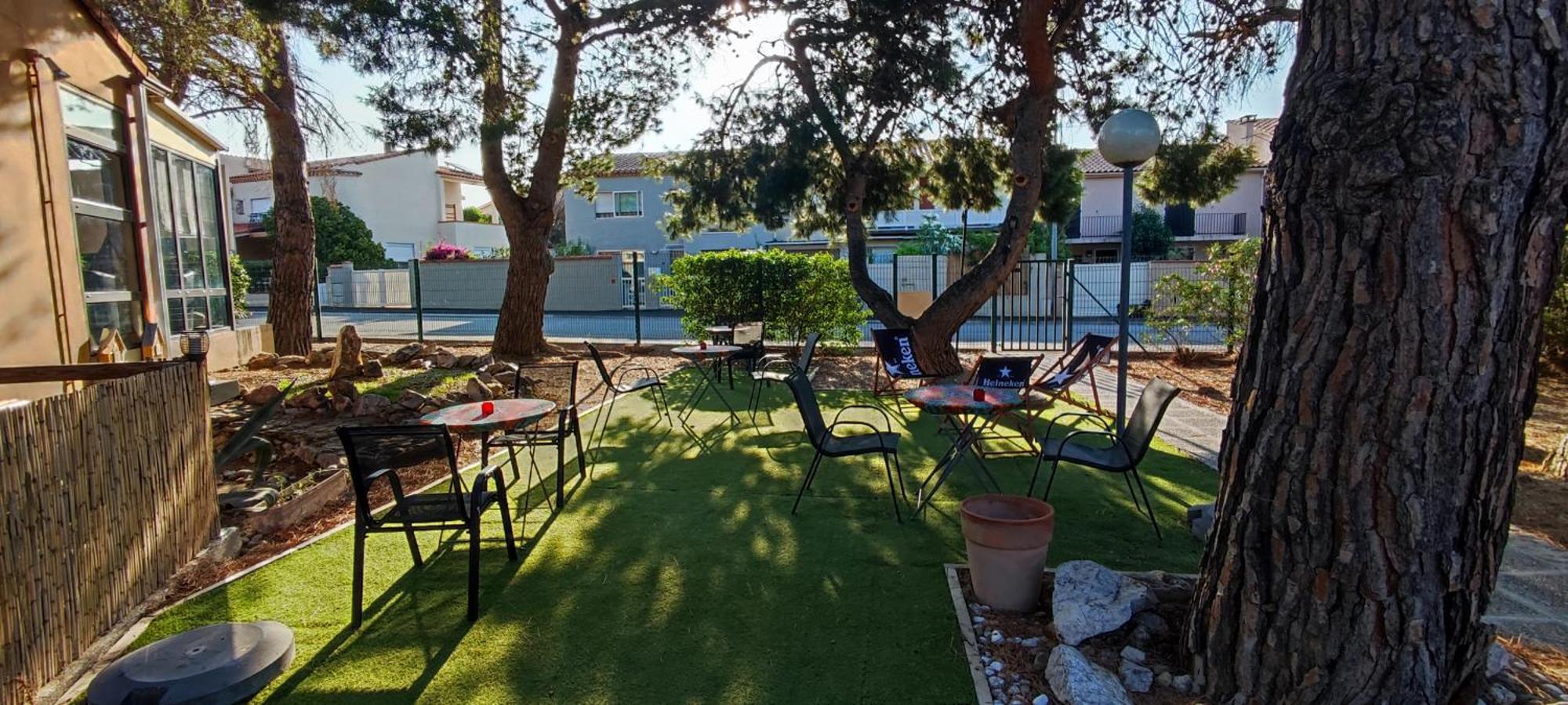 Campanile Perpignan Sud Hotel Bagian luar foto