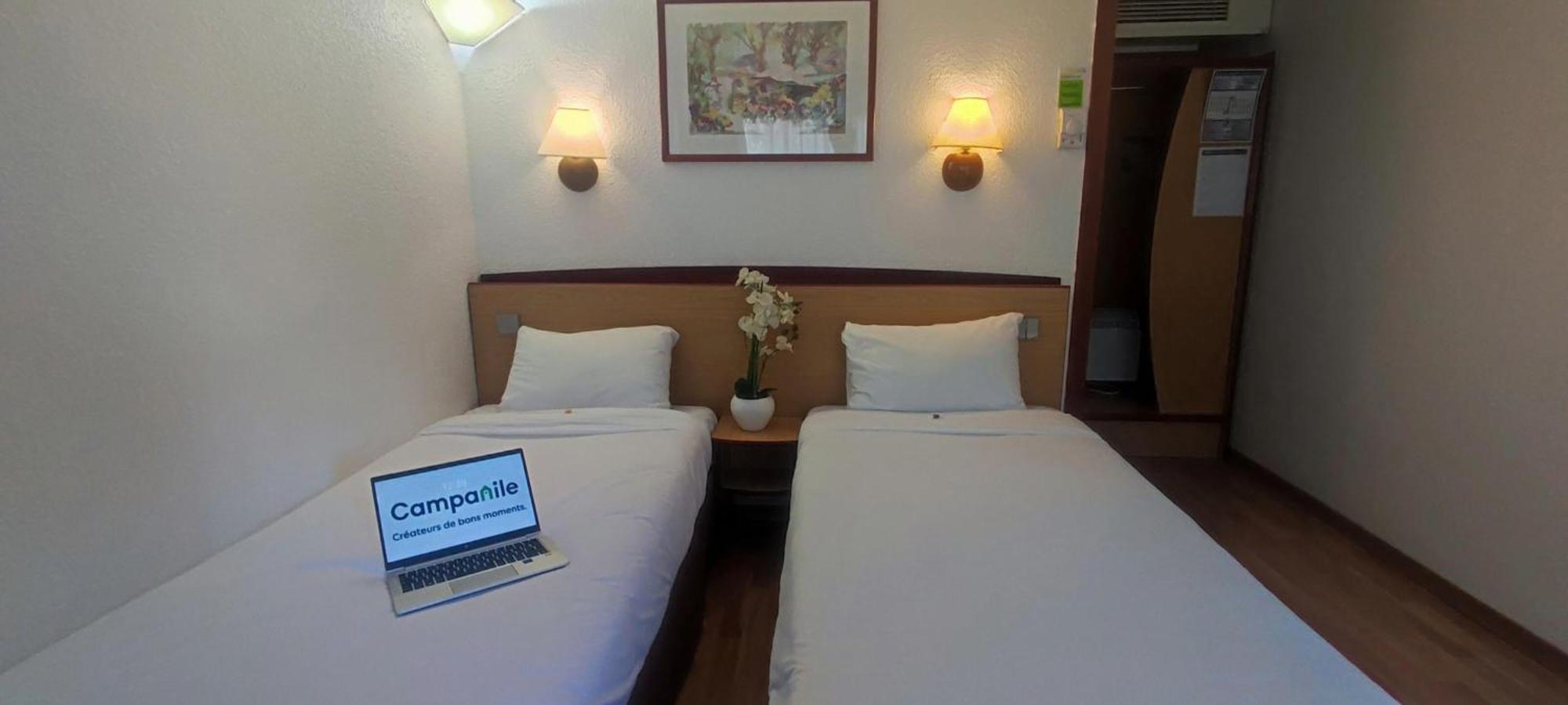 Campanile Perpignan Sud Hotel Bagian luar foto